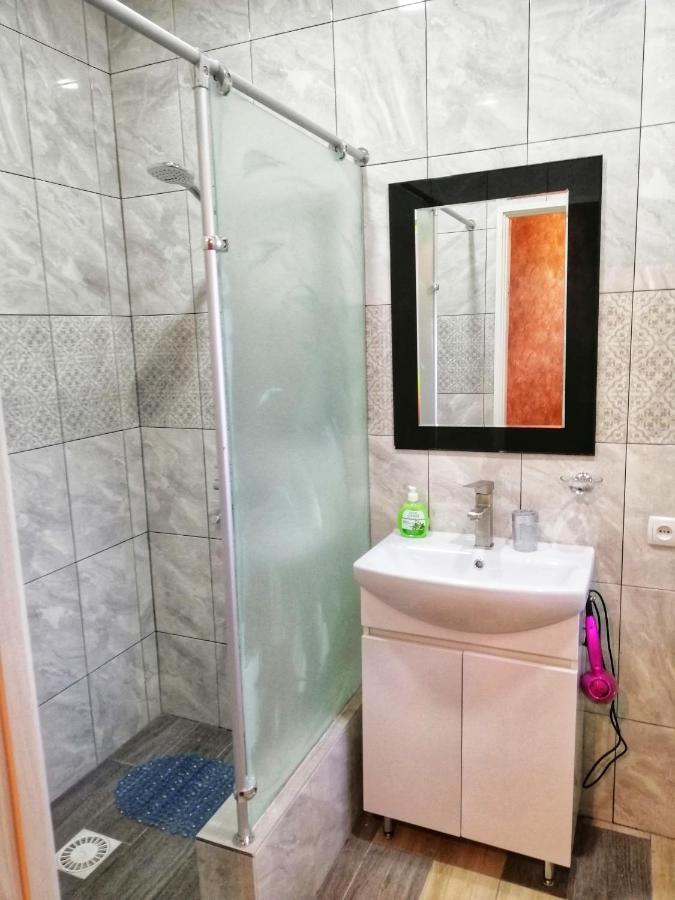Посуточная Аренда В Центре Кропивницкого Apartment โครโปนิตสกี ภายนอก รูปภาพ