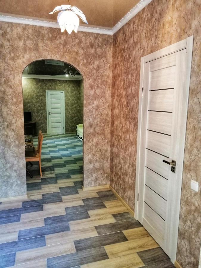 Посуточная Аренда В Центре Кропивницкого Apartment โครโปนิตสกี ภายนอก รูปภาพ